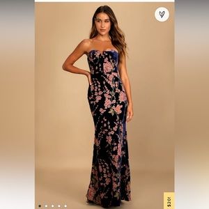 Lulus Bloom in mind Navy dress!! NWT large